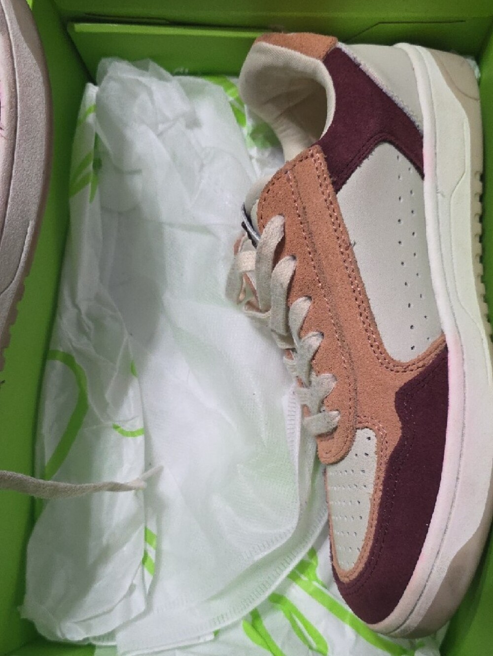 Sam Edelman Burgundy and Tan Suede-Accent Low-Top Sneakers - Picture 2 of 8